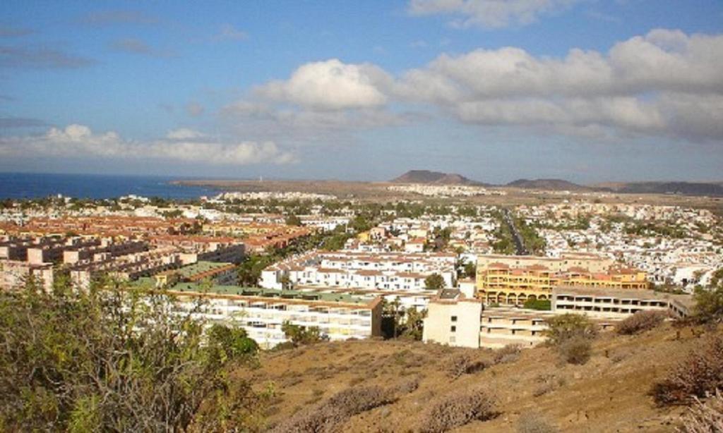 Apartamentos Alondras Park Costa Del Silencio Luaran gambar