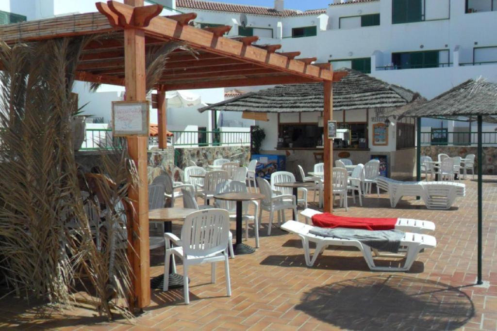 Apartamentos Alondras Park Costa Del Silencio Luaran gambar