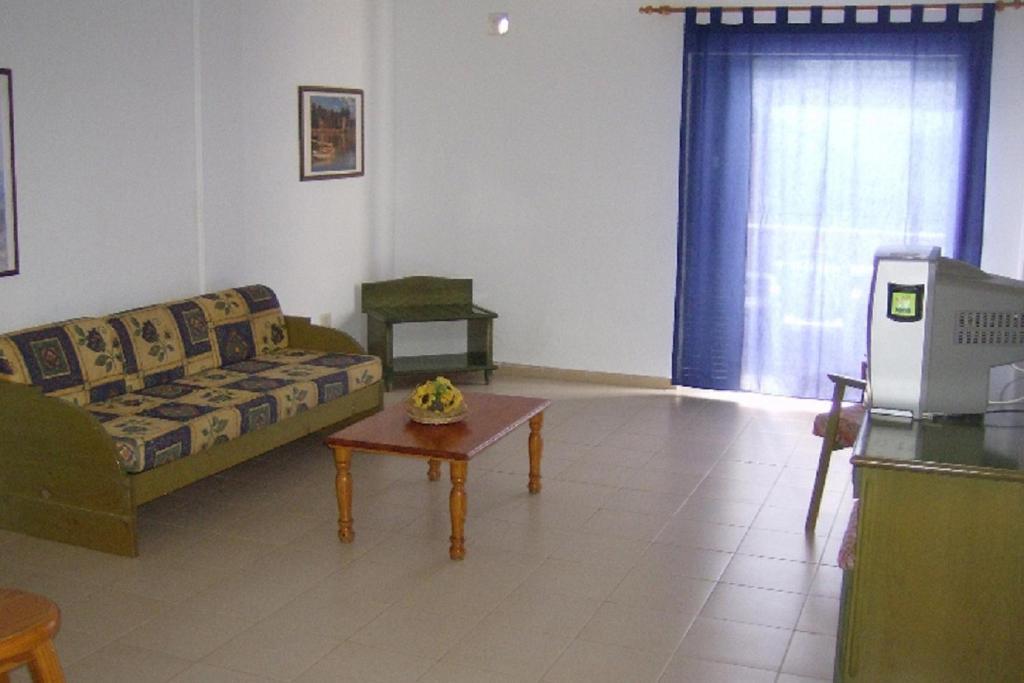Apartamentos Alondras Park Costa Del Silencio Bilik gambar